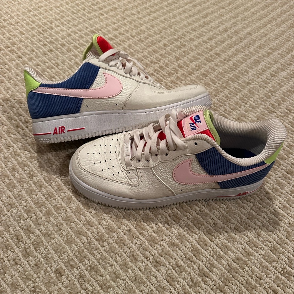 Nike Pink and Blue Sneakers Classic Design